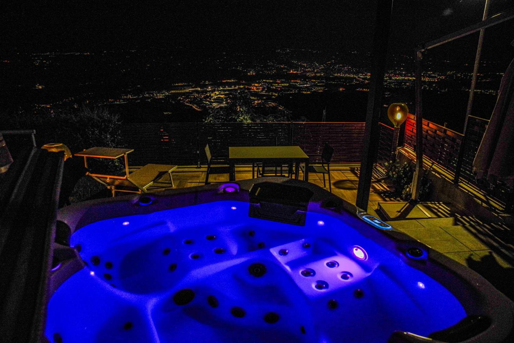 Vista Langhe - Cerratohouses Guarene ภายนอก รูปภาพ